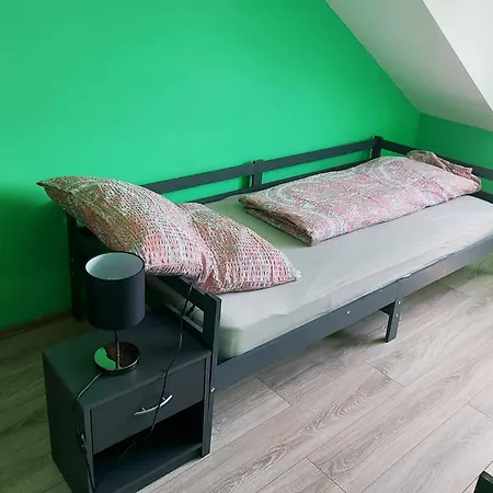 Haus In Dueren Mit 4 Und Balkon * Düren - Eifel