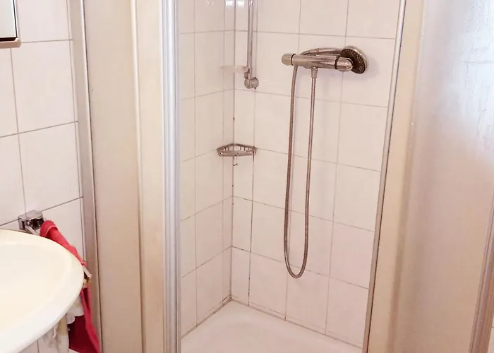 Haus In Dueren Mit 4 Und Balkon *